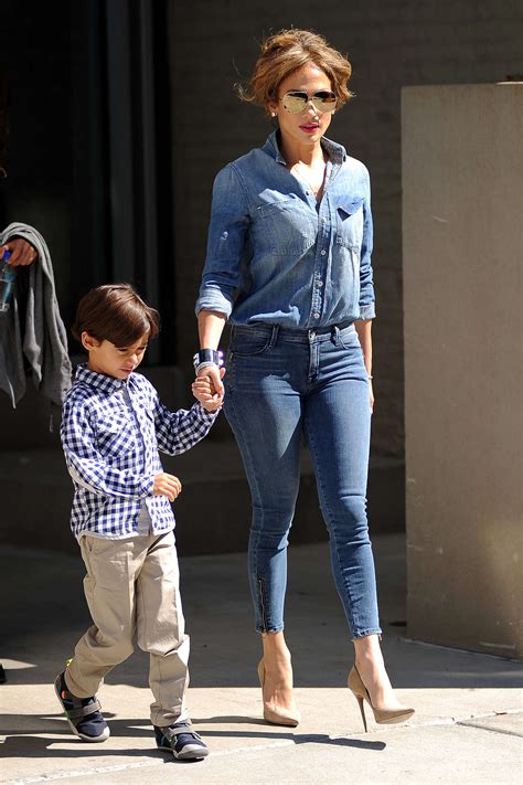 Jennifer Lopez in Jeans -02 – GotCeleb