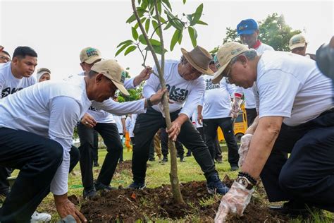 Pj Gubernur Banten Sebut Pengelolaan Sampah Butuh Kepedulian Bersama