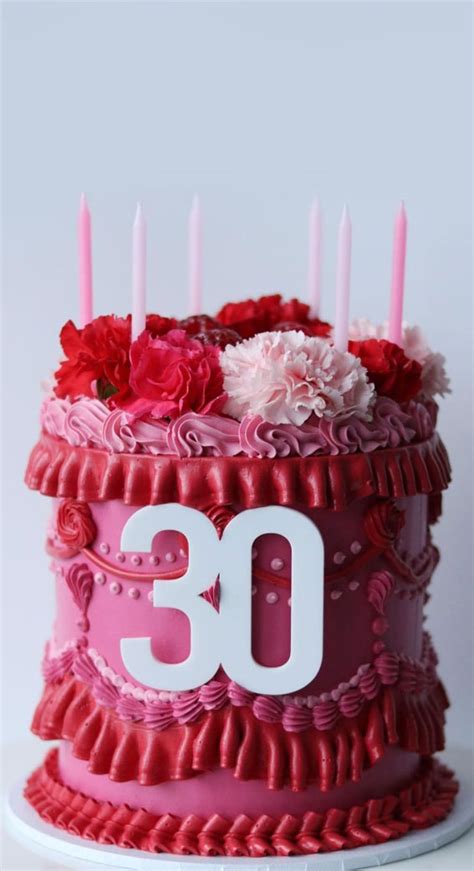 50 Cute Buttercream Cake Ideas For Any Occasion Lambeth Cake For 30th