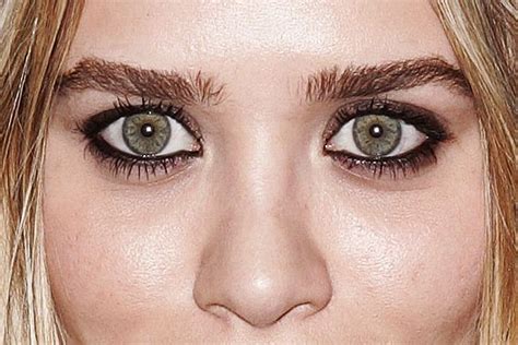 Celebrities with Round Eyes | Protruding eyes, Makeup for round eyes, Round eyes