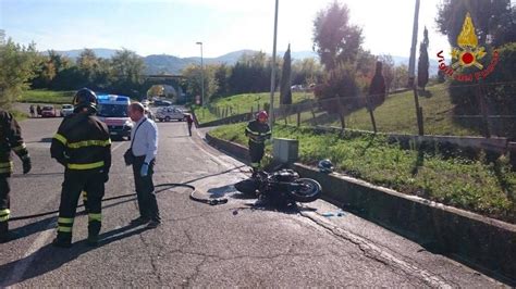 Borgo Incidente Stradale Tra Auto E Moto Tre Feriti In Codice Rosso