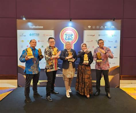 Berdedikasi Pada GRC PT PLN Batam Raih Dua Penghargaan TOP GRC Awards