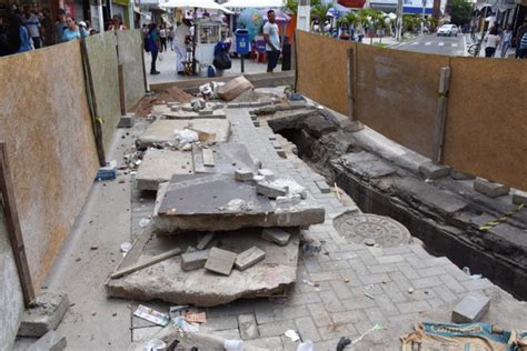 Revitaliza O Do Rcio Obras Inacabadas Geram Transtornos Em