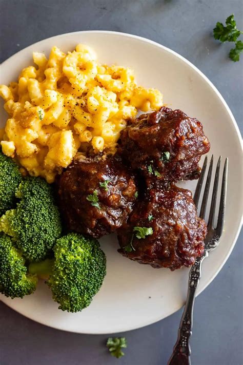 The Easiest BBQ Meatballs Ever - Countryside Cravings