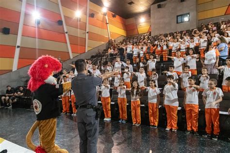 Alunos De Guararema Participam Da Formatura Do Proerd