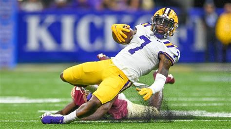 LSU Star Kayshon Boutte Raises Transfer Speculation After Major Change