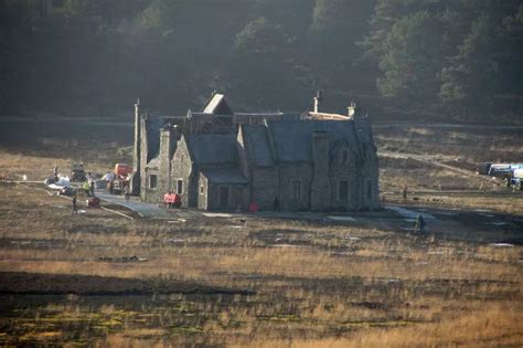 James Bond Skyfall house filming location has welcomed Pierce Brosnan ...