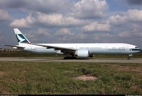 B KPE Cathay Pacific Boeing 777 367ER Photo By Mario Ferioli ID