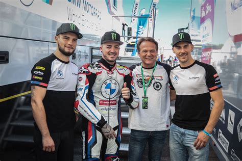 BMW Motorrad World Endurance Team En Pole Du Bol D Or 2022