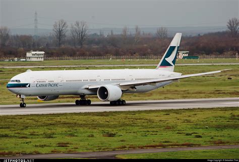 B Kpj Boeing Er Cathay Pacific Airways Sebastian Thiel