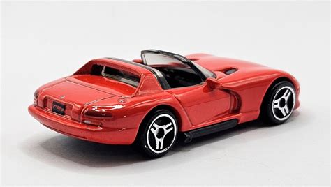 Hot Wheels Dodge Viper Rt Exotics Hkg Red