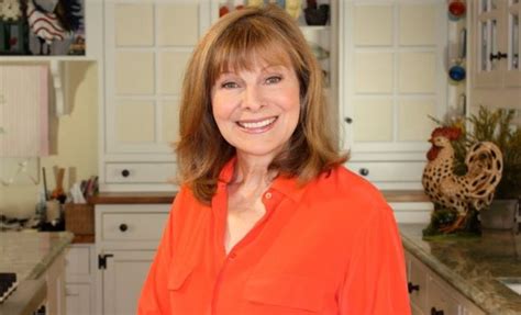 Jenny Jones Net Worth | AlfinTech Computer