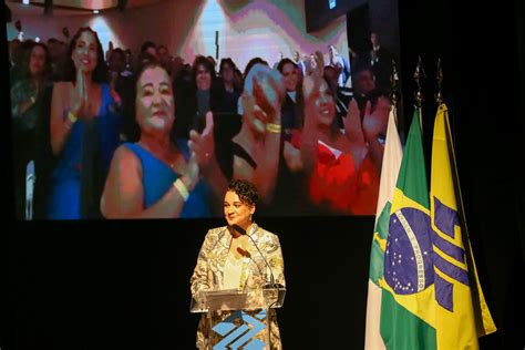 Tarciana Medeiros é a primeira mulher a presidir o Banco do Brasil em