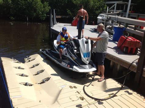 Floating Docks for Jet Skis & Waverunners | EZ Dock