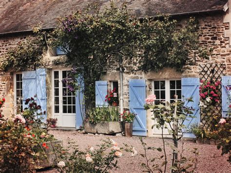 Quiddity 2: In the French Countryside