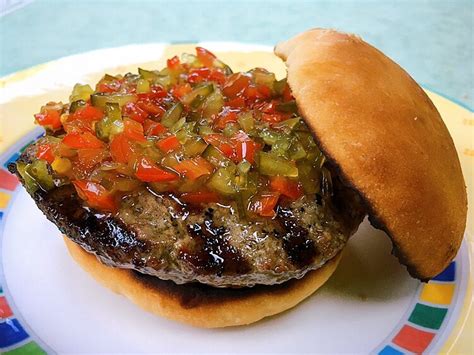 Hamburger Relish — CulinUrsa