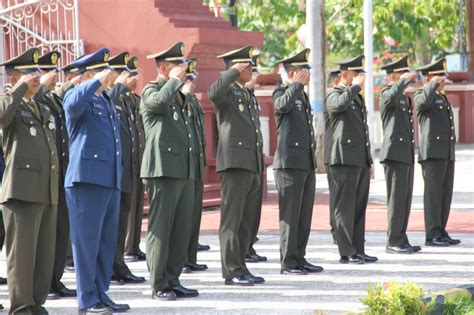 Dandim Madiun Ziarah Ke Taman Makam Pahlawan Jelang Peringatan HUT TNI