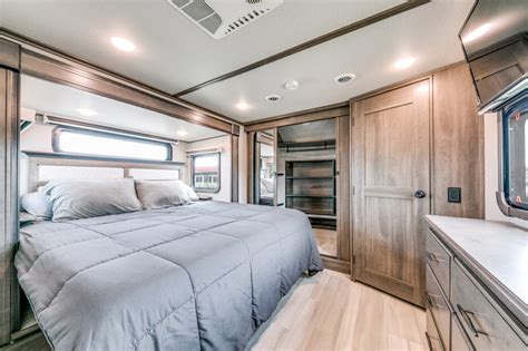 Grand Design Solitude Gkr For Sale In Garland Trailer Viewer