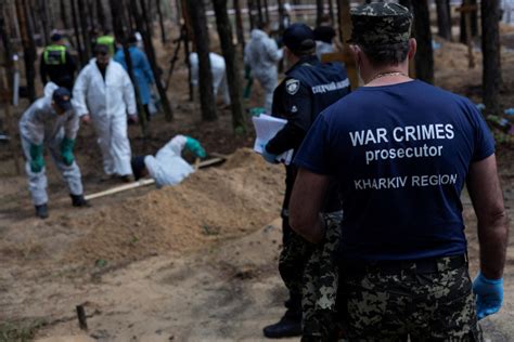 Ukraines Top Prosecutor On Mass Graves And Other Russian Atrocities In