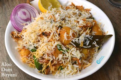 Aloo Dum Biryani Dum Aloo Biryani Recipe Subbus Kitchen