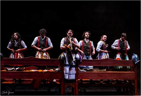 Teatro El castillo de Lindabridis Compañía Nao d ámores Revista