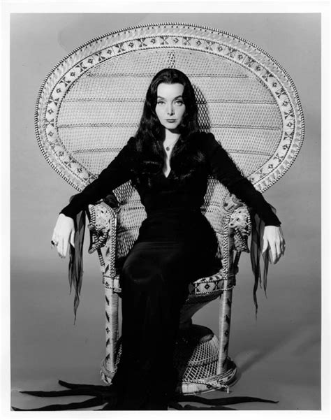 It’s Wednesday’s Mom Morticia Addams (Carolyn Jones) - 9GAG