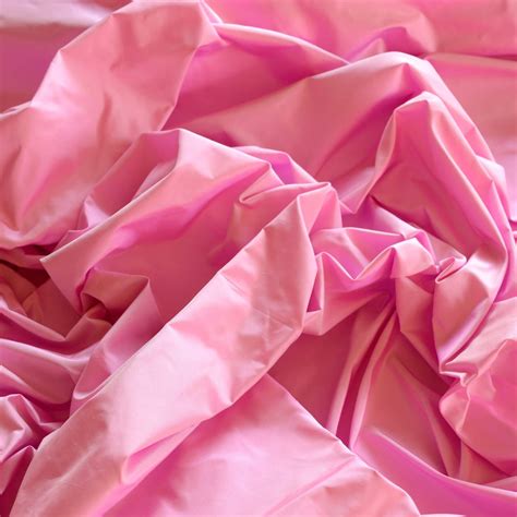 Ts 7035 Carnation Pink Silk Taffeta Fabric 100 Silk Silks Unlimited