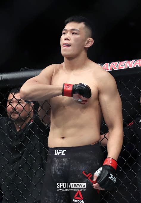 투혼의 정다운 0 3 판정패ufc 2연패 수렁 네이트 스포츠