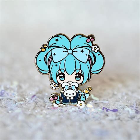 Cinnamon Roll Miku Enamel Pin Vocaloid Hatsune Miku Cute Etsy