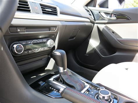 2015 Mazda Mazda3: 135 Interior Photos | U.S. News