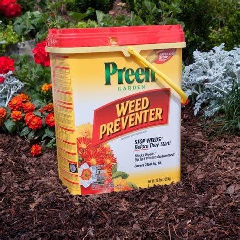 Preen Garden Weed Preventer 16 Lbs 2560 Sq Ft Pre Emergent Herbicide In The Weed Preventers