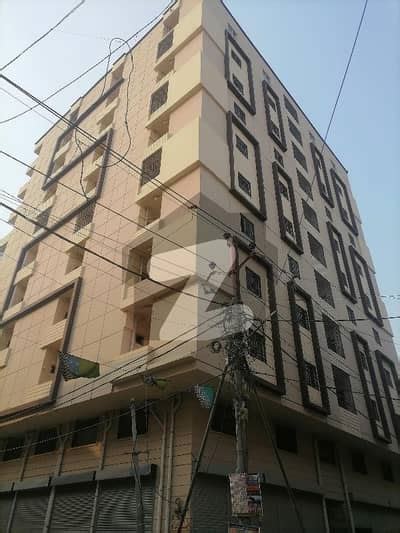 Prime Location Flat Sized Square Feet Available In North Karachi