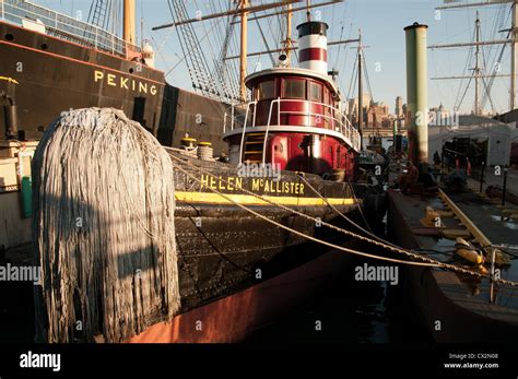 Mcallister Tugboat Hi Res Stock Photography And Images Alamy