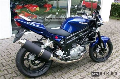 Hyosung Hyosung GT 650 Naked GT 650 Comet Moto ZombDrive