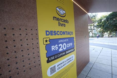 Mercado Livre anuncia Descontaço caixas gigantes em São Paulo e Recife