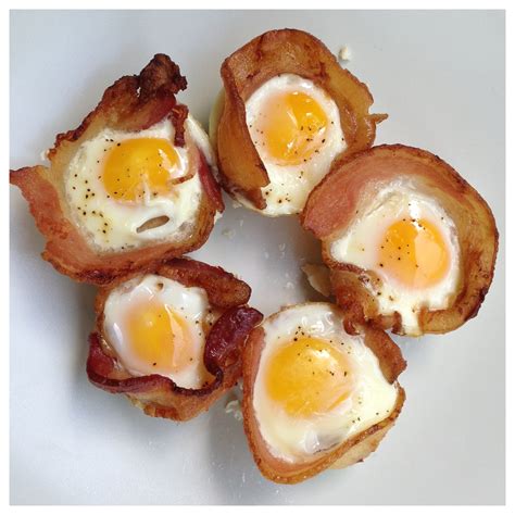 Easy Bacon Egg Cups