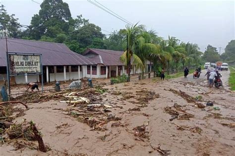 Bpbd Papua Masih Mendata Kerugian Material Akibat Banjir Di Serui