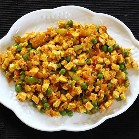 Best Tofu Scramble Vegan Tofu Bhurji Recipe Cook With Kushi