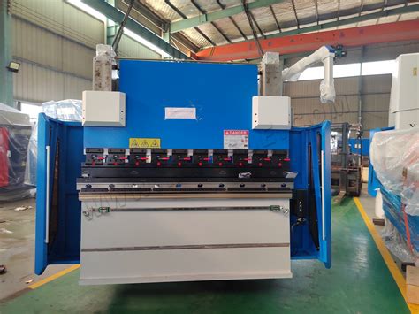 Tailandia WE67K 40T2000 DA69T Prensa Plegadora CNC De 8 Ejes HARSLE