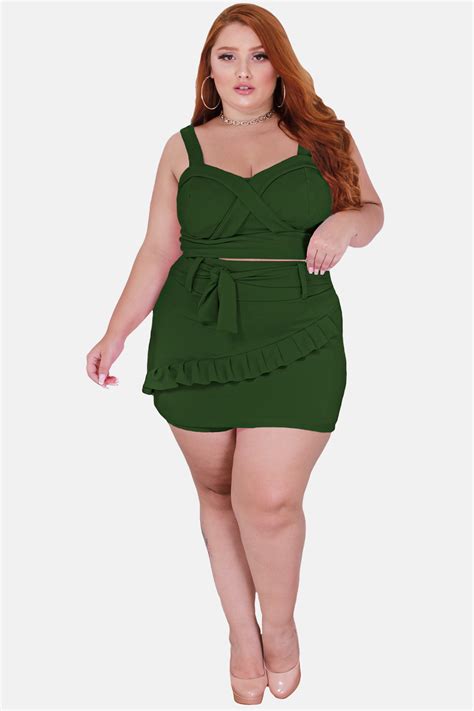 Conjunto Cropped e Saia Short Curto Plus Size Babado e Laço Feminino