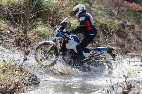 Dunlop Trailmax Raid permite a los pilotos aventureros explorar sin límites