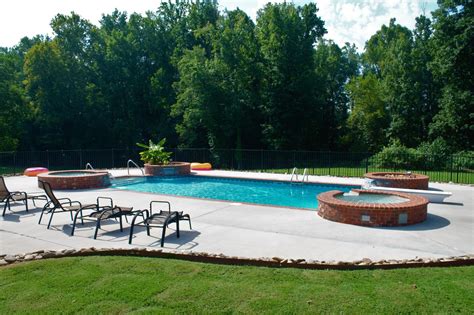 Custom Pool Construction & Pool Supplies | Crystal Clear Pool & Spas