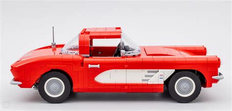 Review LEGO ICONS 10321 Corvette HOTH BRICKS