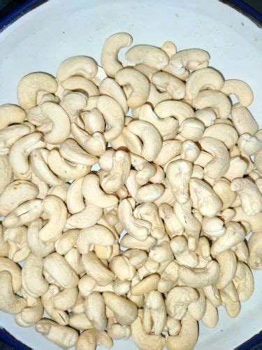 Whole W240 Cashew Nut At Rs 650 Kg In New Delhi ID 26376773788