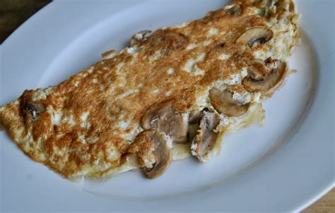 Easy Mushroom Omelette Recipe Student Recipes Student Eats