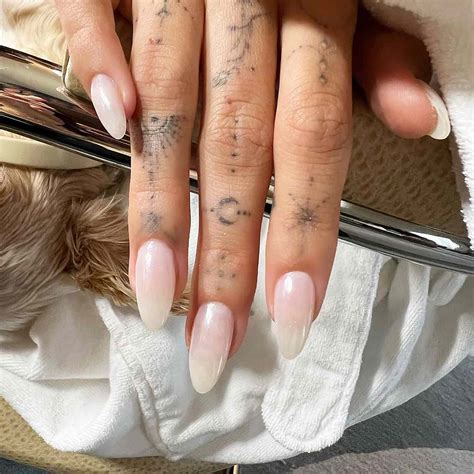 Hailey Bieber S Best Nail Art Designs