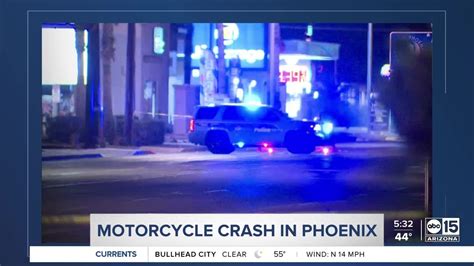 Motorcycle Crash Leaves One Dead In Phoenix Video Dailymotion