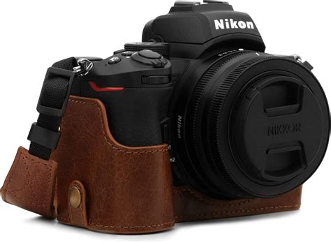 Megagear Mg1812 Ever Ready Genuine Leather Camera Half Case Compatible With Nikon Z50 Brown