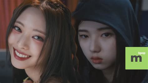 있지 Itzy And 트리플에스 Triples “cheshire X Rising” Mv Mashup Youtube