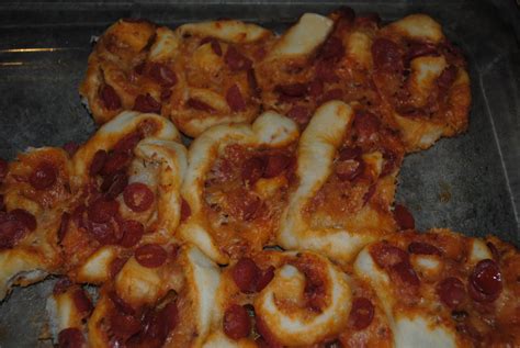 Pepperoni Rolls With Pillsbury Pizza Dough